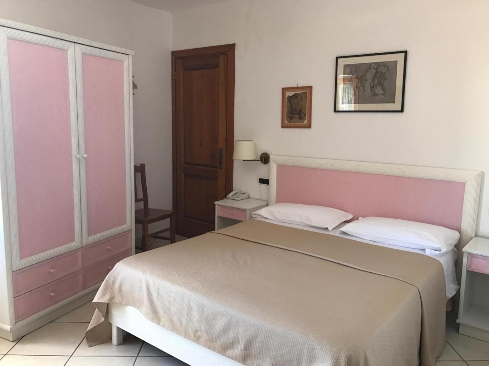 Hotel Villa Antonio Ischia Camera foto